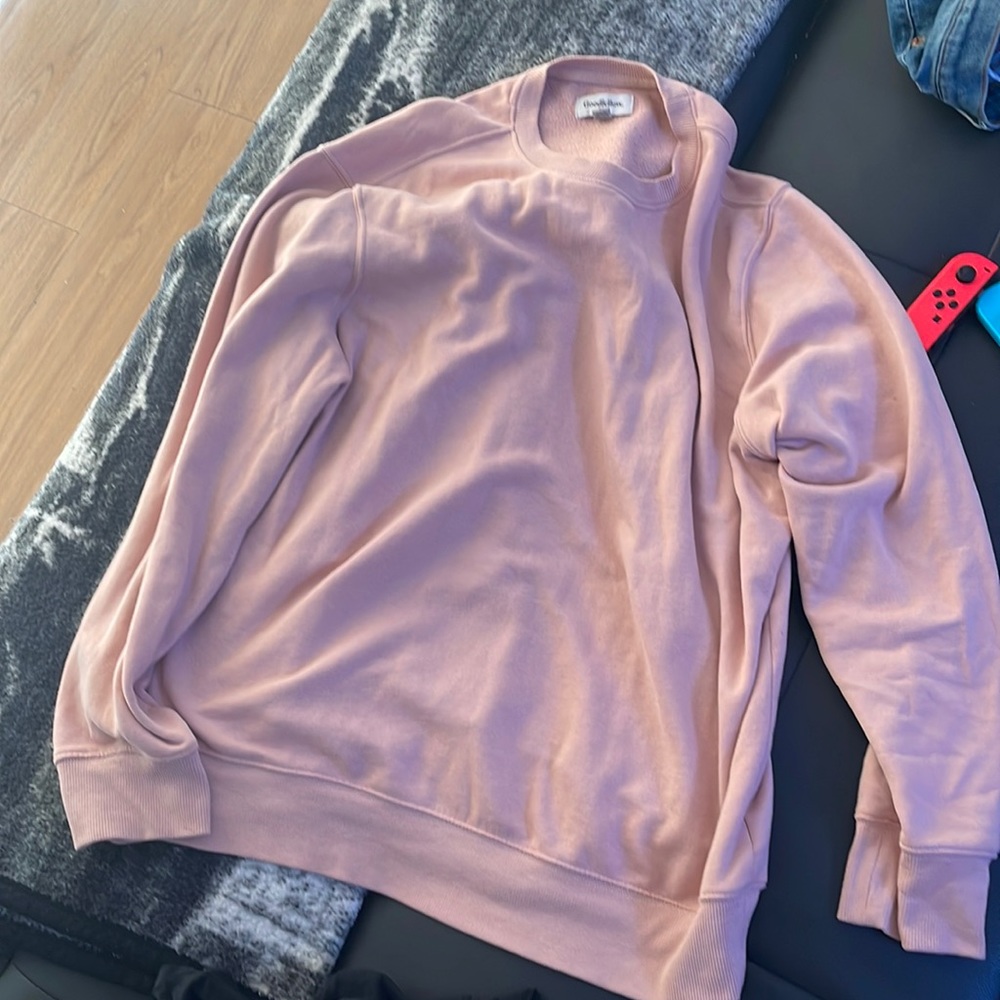 Goodfellow pink crewneck